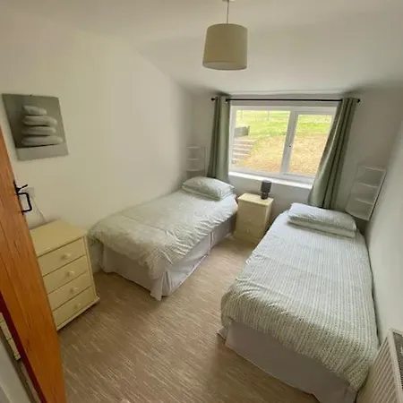 Idyllic Whitby Cottage, With Sea Views, Sleeps 6 Exterior photo