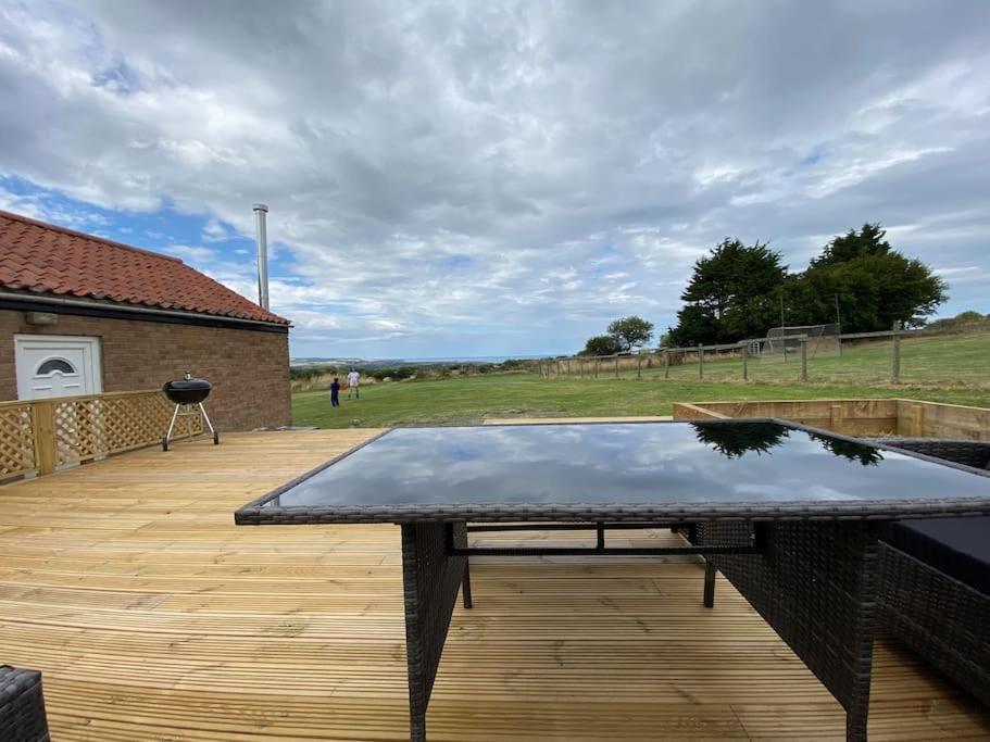 Idyllic Cottage, With Sea Views, Sleeps 6 Holiday home *